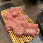 用戶對於黒毛和牛焼肉 白か黒的評論圖