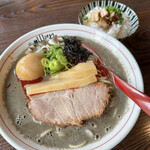 用户对于らー麺 山さわ的评论图