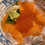 用户对于磯丸水産 高槻店的评论图