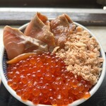 User's review image for ウトロ漁協婦人部食堂