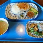 用户对于2階のチキンライス 国分寺店的评论图