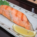 用户对于食べらさる的评论图
