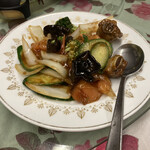 用户对于中国東北料理　美食村的评论图