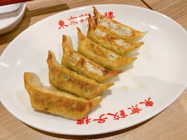 用户对于東京餃子楼 新宿南口店的评论高清图