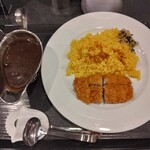 User's review image for 旨さと辛さがここちよい黒カレー 萬栄カレー