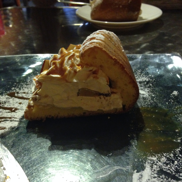 用户对于CAFE RESTAURANT GARAGE的评论图
