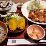 用户对于大戸屋 新さっぽろサンピアザ店的评论图