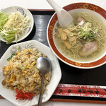 用户对于山水園的评论图