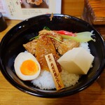 用戶對於角煮丼屋くろしろ端なれ的評論圖