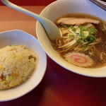 用户对于中華料理 東的评论图