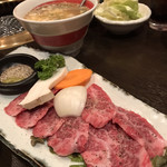 用户对于黒毛和牛専門店　焼肉こまち的评论图
