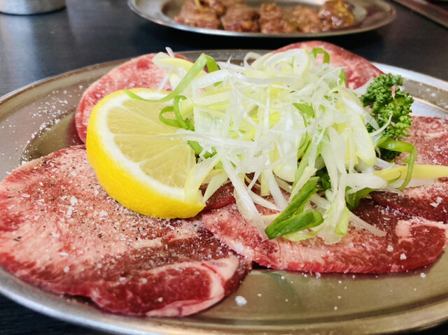 用户对于焼肉たかぎ的评论高清图
