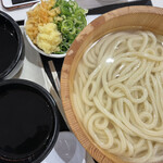 用户对于丸亀製麺 イオンモールKYOTO店的评论图
