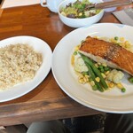 用户对于Bar&Dining42的评论图