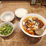 User's review image for 汁なし担々麺＆麻婆豆腐 ラアノウミ
