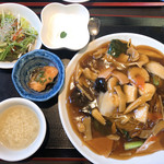 用户对于中華レストラン 杏梨的评论图