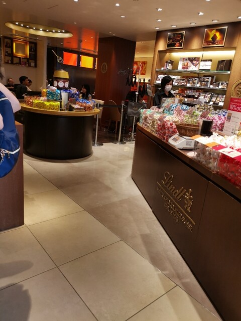 User's recommendation image for リンツ ショコラ ブティック＆カフェ 吉祥寺店