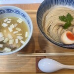 User's review image for ハちゃんラーメン