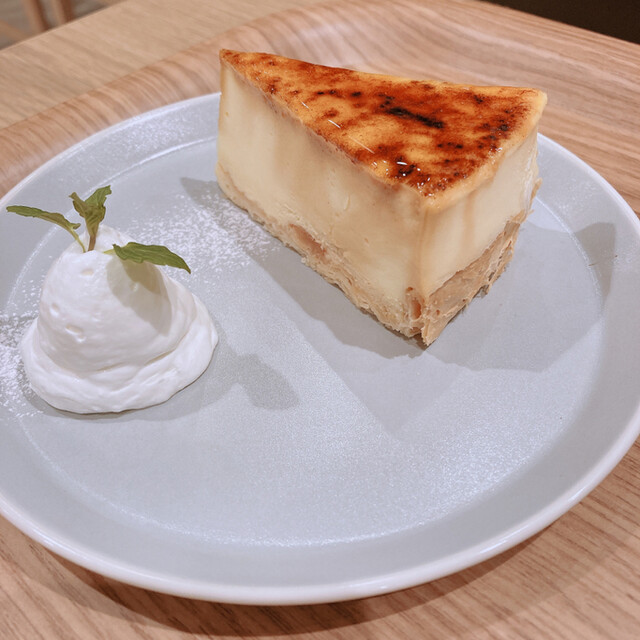 用戶對於LAMP LIGHT BOOKS CAFE的評論高清圖