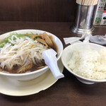用户对于たかばしラーメン 亀岡店的评论图