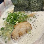User's review image for 泡系しおとんこつラーメン べらしお 総本店