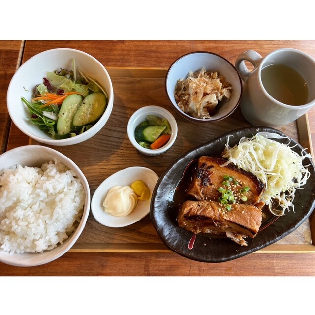 用戶對於肉の八十二食堂的評論高清圖