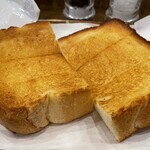 用戶對於Cafe Bach的評論圖