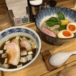 User's review image for ハちゃんラーメン