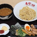 用戶對於えび豚骨拉麺 春樹 南砂町スナモ店的評論圖