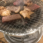 用户对于昭和大衆ホルモン 十三店的评论图
