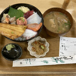 用户对于銀八丼 東大赤門前店的评论图