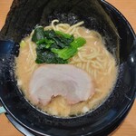 用戶對於横浜家系ラーメン 極豚家的評論圖