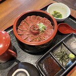 用户对于焼肉食道 しんしん的评论图