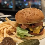 用戶對於THE LOUNGE的評論圖