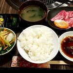用户对于焼肉・しゃぶしゃぶ 肉の鶴々亭的评论图