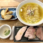 用戶對於だしと小麦の可能性的評論圖