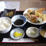 用户对于お食事処おぐら的评论图