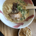 用户对于ラーメン龍の家 春日店的评论图