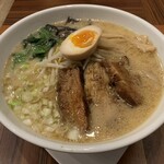用户对于ラーメン・カフェ マルタケ的评论图