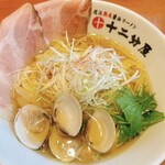 用户对于熟成醤油らーめん 十二分屋 城陽店的评论图