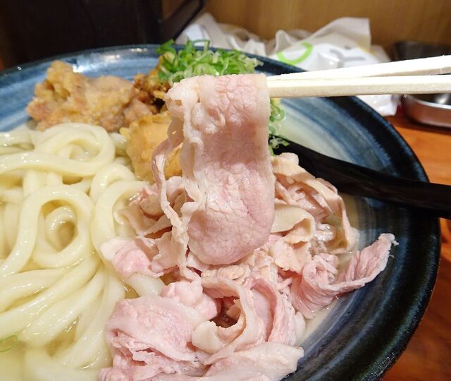 用戶對於自家製さぬきうどんと肉 新橋甚三的評論高清圖