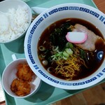用户对于フードコート三笠的评论图