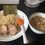 用户对于ラーメン ツバメ的评论图