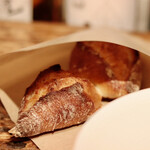 用户对于deux feuilles的评论图