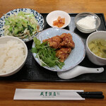 用戶對於咸亨酒店的評論圖