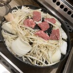 用戶對於まるごと北海道 ジンギスカン店的評論圖