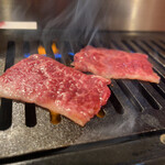用戶對於黒毛和牛焼肉 白か黒的評論圖
