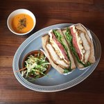 用户对于ブラスカフェ的评论图