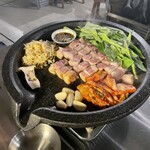 User's review image for サムギョプサル×韓国料理 コギソウル 梅田お初天神店