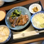 用户对于炭焼牛たん 赤兵衛分店的评论图